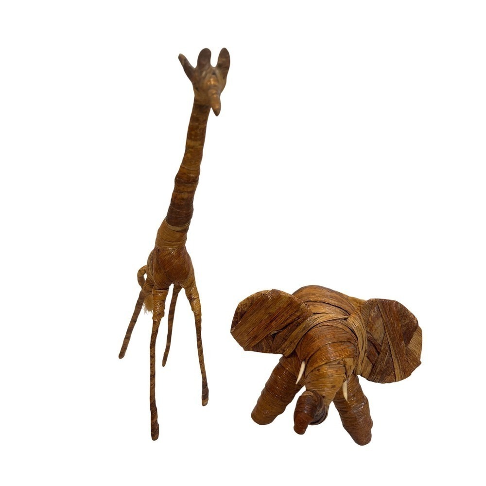 Handcrafted Woven Raffia Animal Figurines Giraffe Elephant Antelope Set Decor - Picture 4 of 6